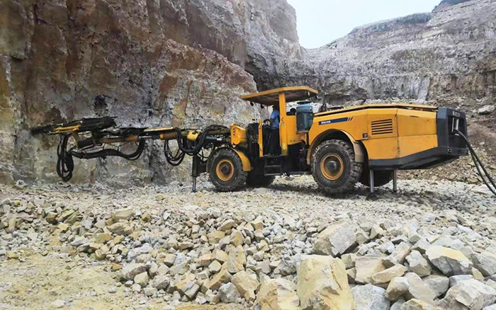 “化水為電”，徐工鑿巖臺車提速水電站擴(kuò)機(jī)工程